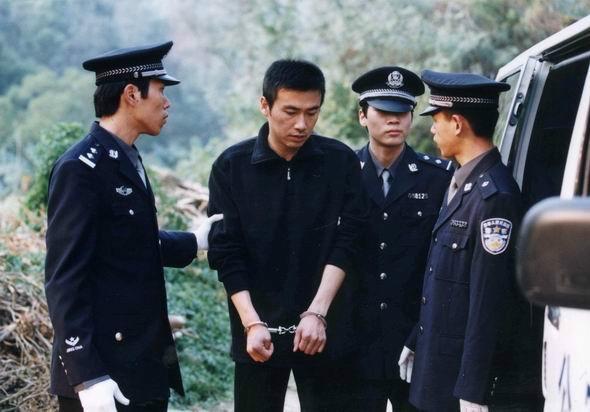 张嘉译十部必看谍战剧,柳云龙张嘉译杨雪主演的谍战剧