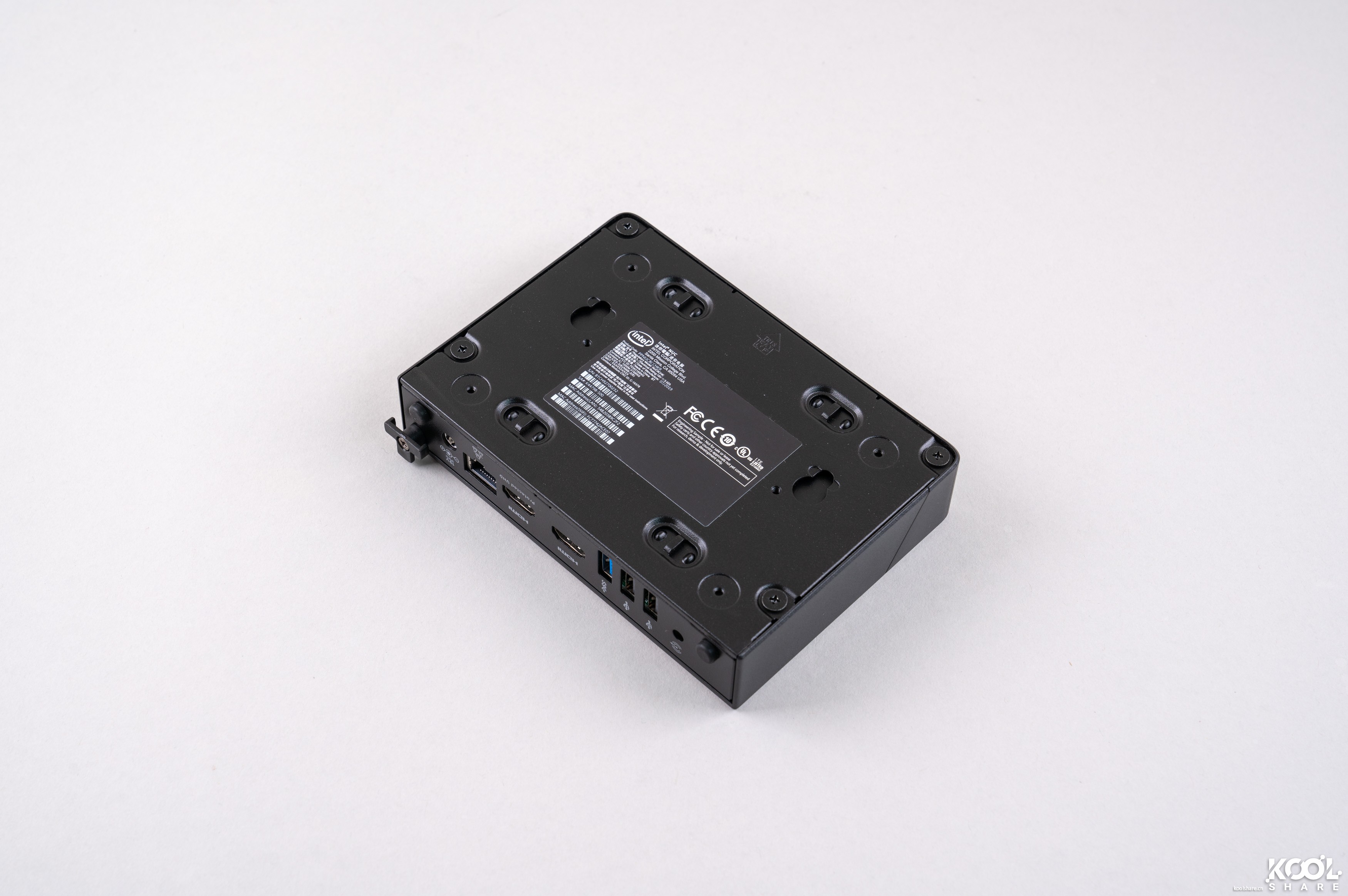 intelnuc8代内存条,intelnuc开箱