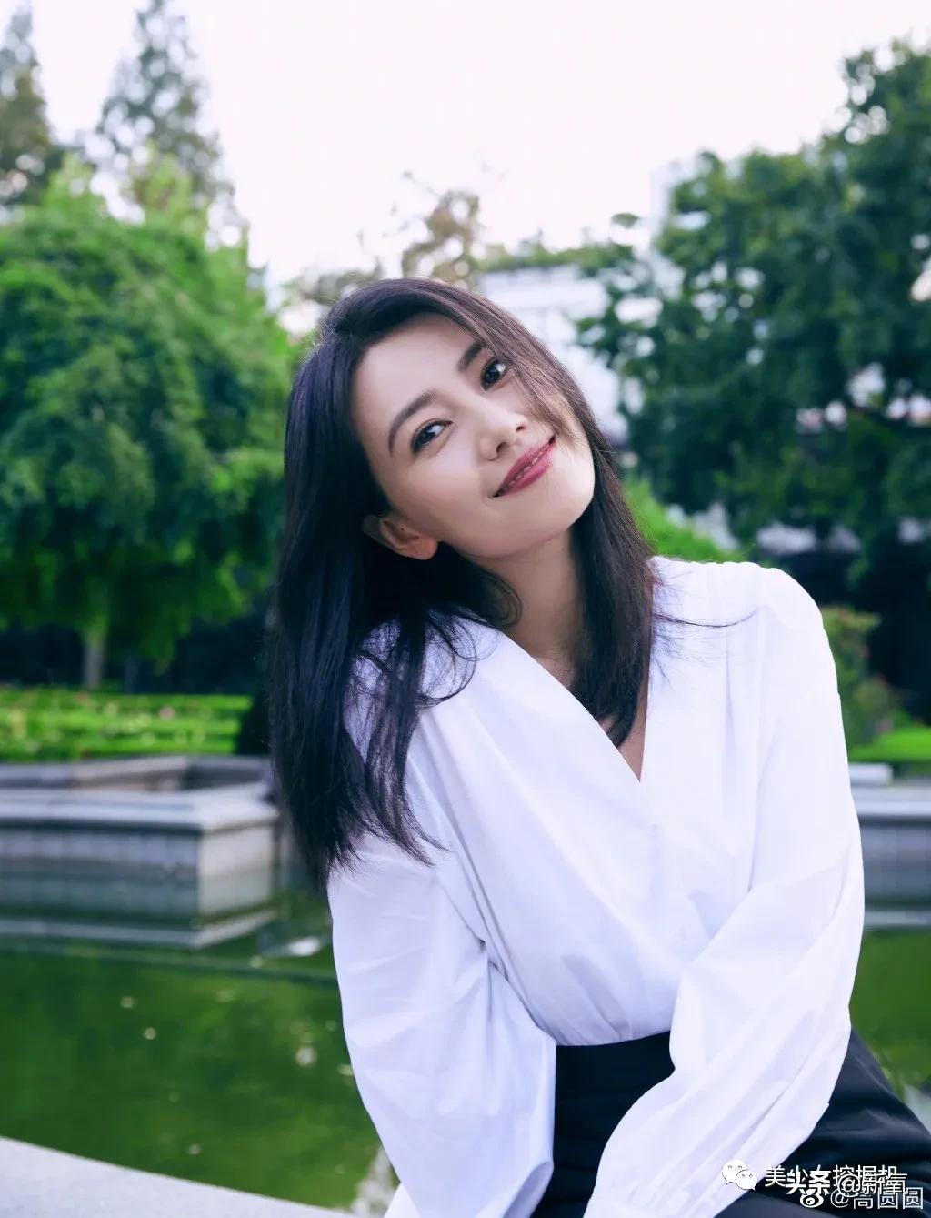 伪素颜戴义乳空降虎扑女神top1,揭开真相直男的世界崩塌了…