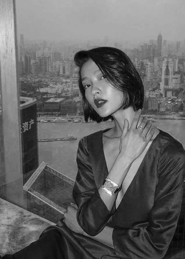 大脸显脸小发型女2020流行发型,脸小短发发型女2021流行发型减龄