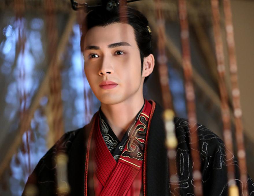 浅谈贯穿秦朝始终的政治路线之争,秦朝崩塌的导火索之一