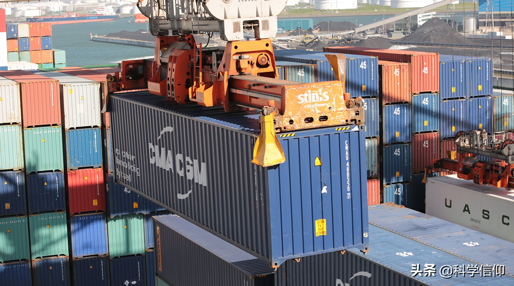 海运集装箱国内运费怎么样,远洋运费