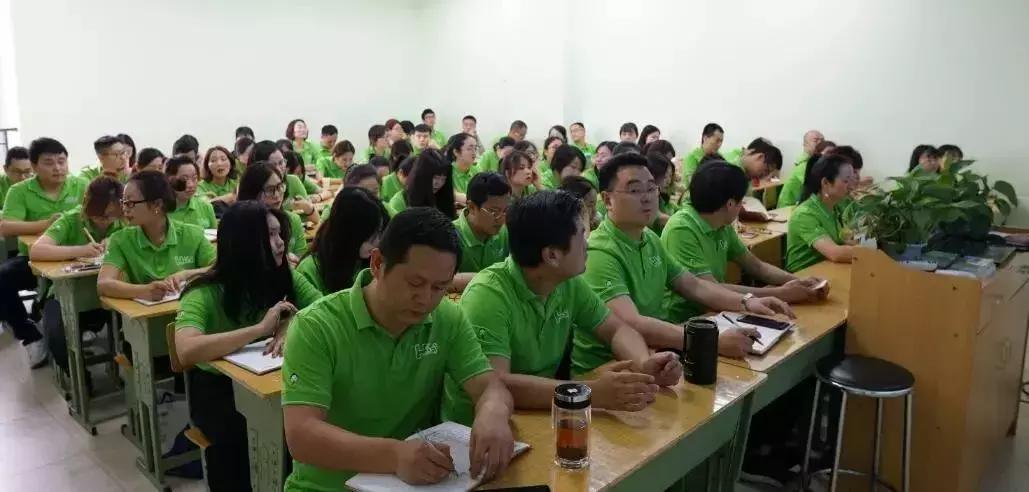 哈哈教育电话,哈哈教育西门校区