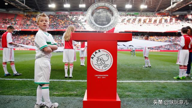 足球没有神话的转会窗,现代足球没有神话吗