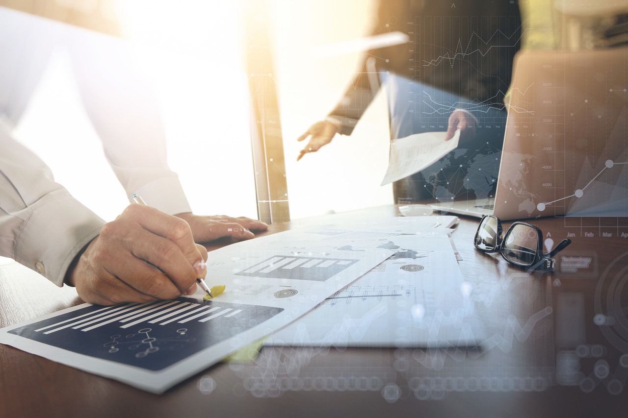 大学生毕业后创业的利弊,刚毕业大学生创业靠谱吗