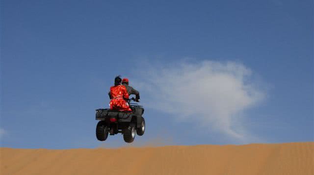 内蒙古沙漠旅游景点,内蒙古沙漠景点大全图片高清