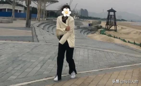 爬两个小时黄山光明顶看日出,登上山顶看美景黄山一日游结束