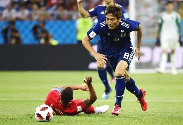 终于知道踢足球为什么要穿长袜,终于知道为什么踢足球的男生少了