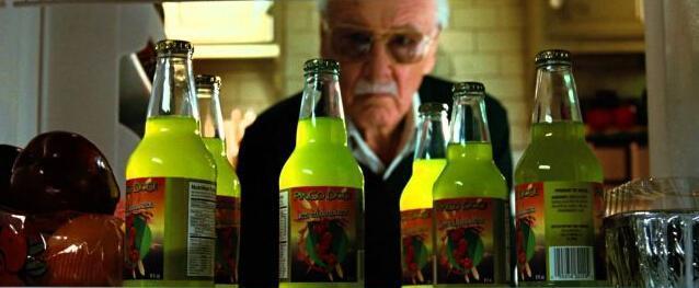 斯坦李老爷子在漫威里客串镜头,送别斯坦李漫威之父的客串合集