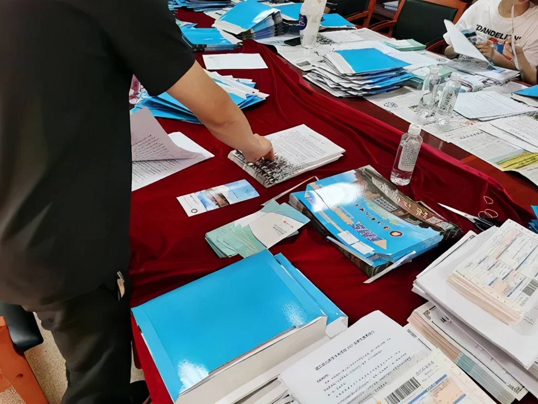 录取通知书好看的一本大学,盘点各大学精美录取通知书