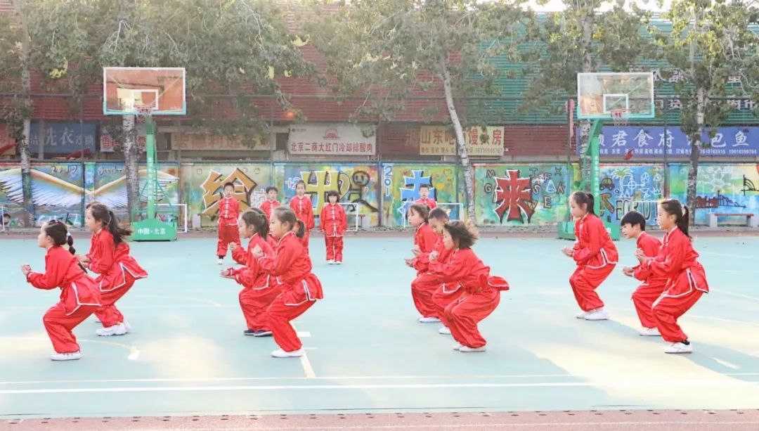 徐辉工作室暨宁夏北京两地交流研讨活动在亦庄一小召开