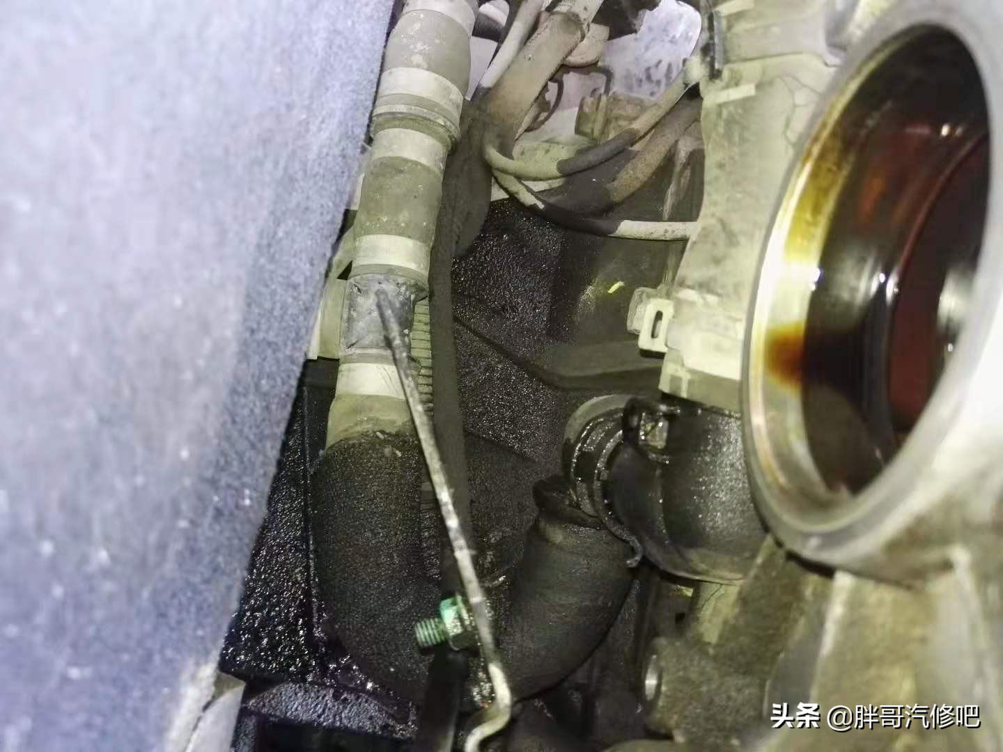 奥迪碳罐电磁阀坏怠速高,奥迪发动机烧机油更换活塞环