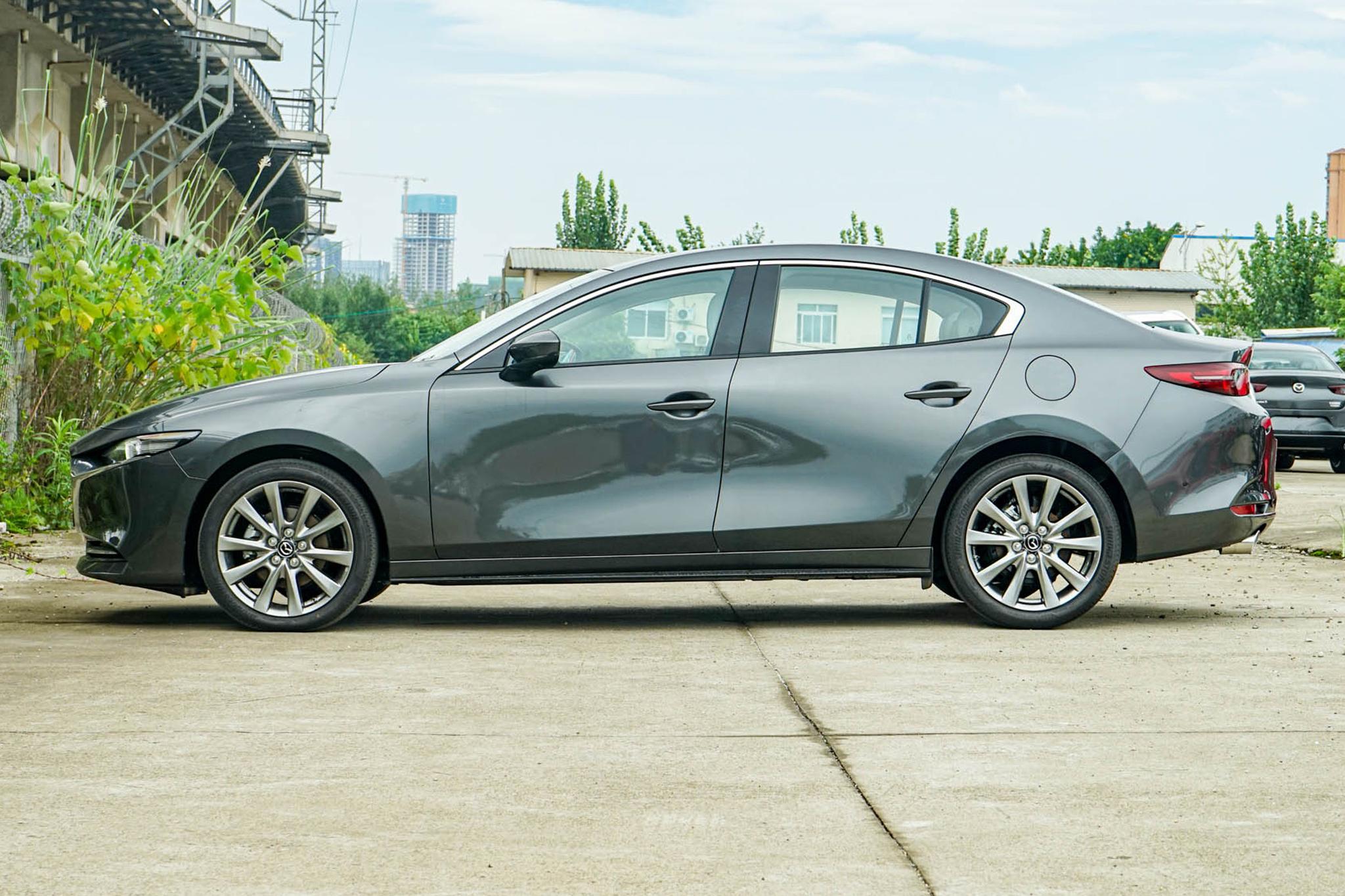 马自达3昂克赛拉2.0l最高时速多少,次世代马自达3昂克赛拉加92还是95