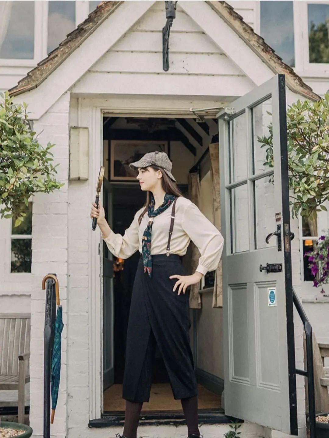 背带裤果然很减龄看起来很少女啊,哪种背带裤既减龄又不过时