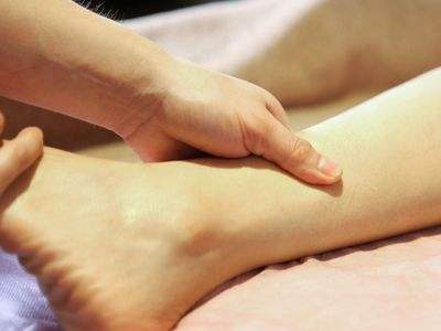 露脚踝会宫寒吗,露脚踝容易导致不孕吗