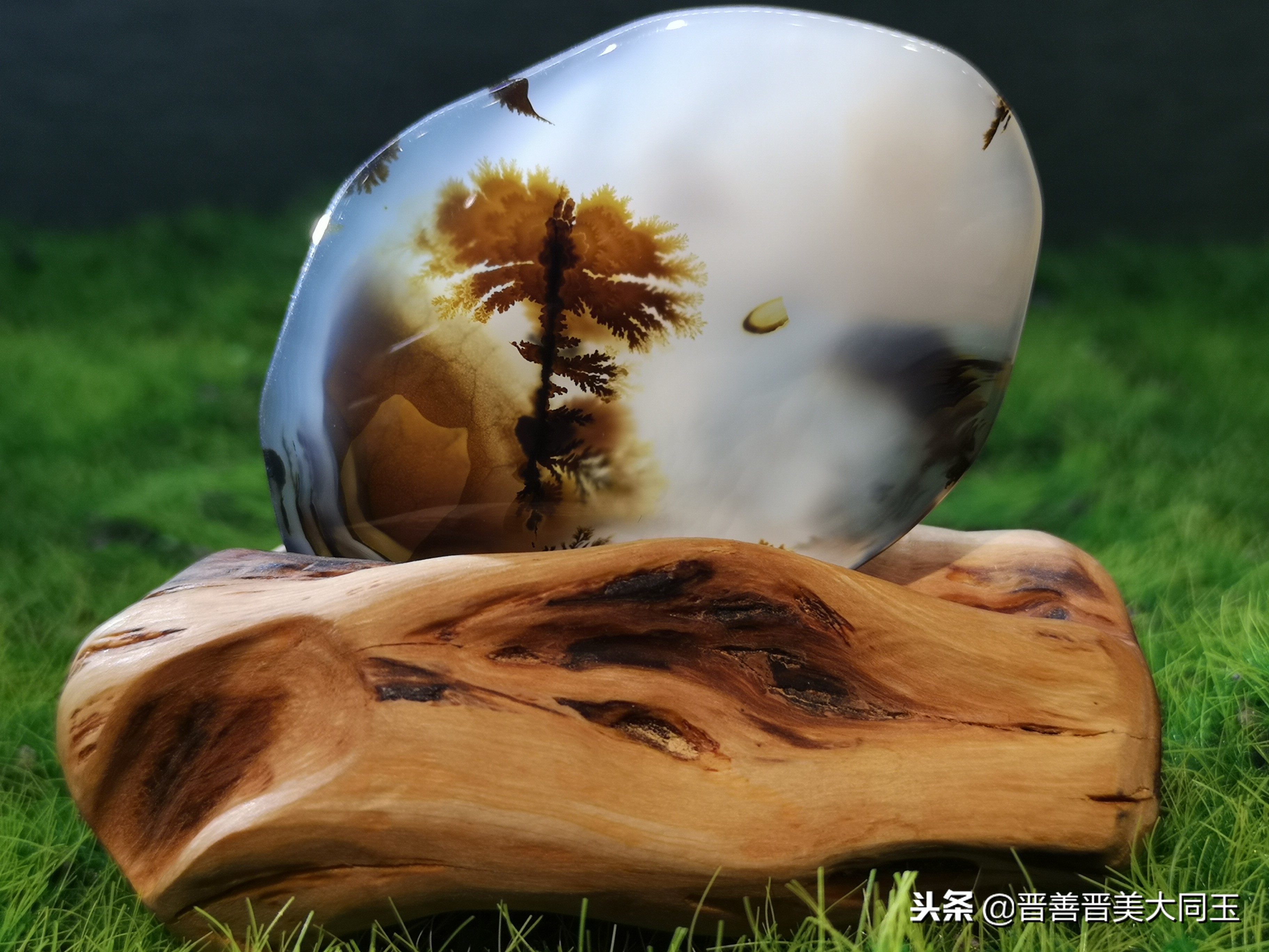 什么是玉髓玉髓和玉有区别吗,如何分辨玉和玉髓的区别