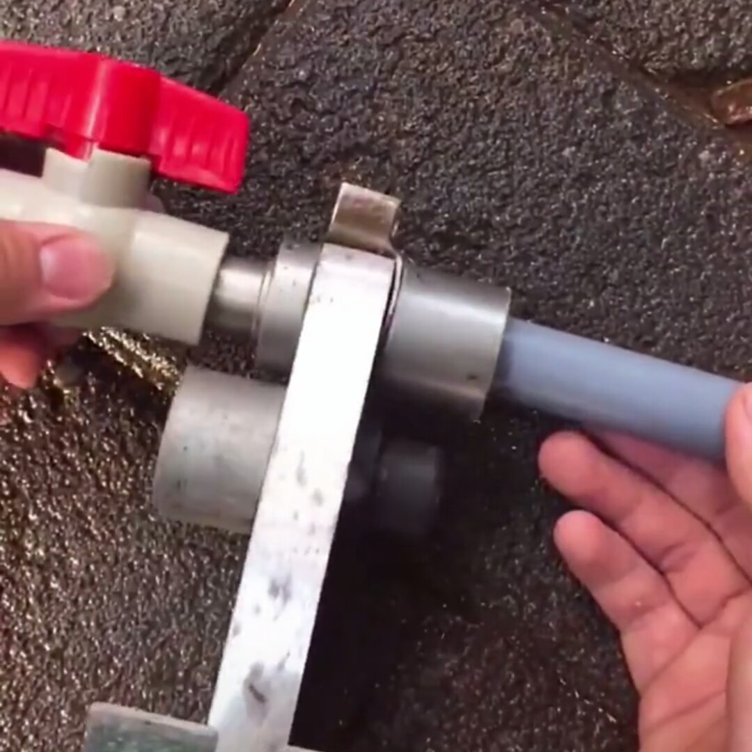 家里水管进水阀漏水各种修补方法,水管漏水关总阀有用吗