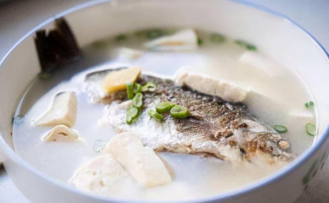 煮鱼汤怎么煮才好喝,直接煮鱼汤怎么炖才能好喝