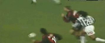 足坛76年黄金一代合影,天下足球致敬76黄金一代