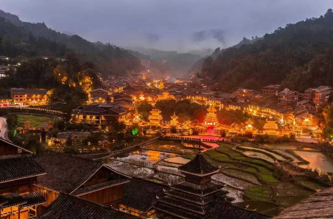 广东人去贵州门票半价,贵州广东人免门票景区