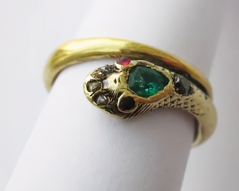 她让无知少女吃下*果禁**，从不忏悔