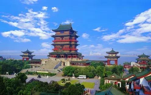 中国的十大古楼,中国旅游十大名楼