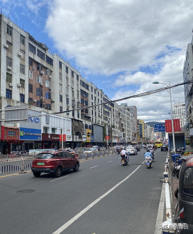 阳光100悻悻离开莆田，益田假日携众大牌正式进场
