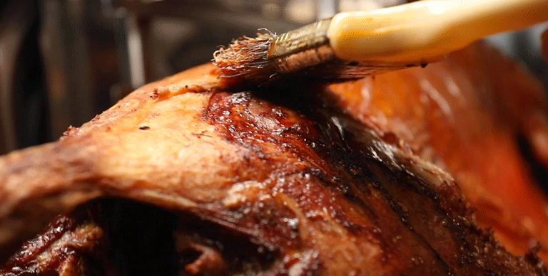 木屋烧烤烤全羊价格表,木屋全羊烧烤