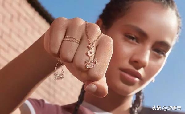 黑转粉系列,施华洛世奇粉钻天鹅专柜