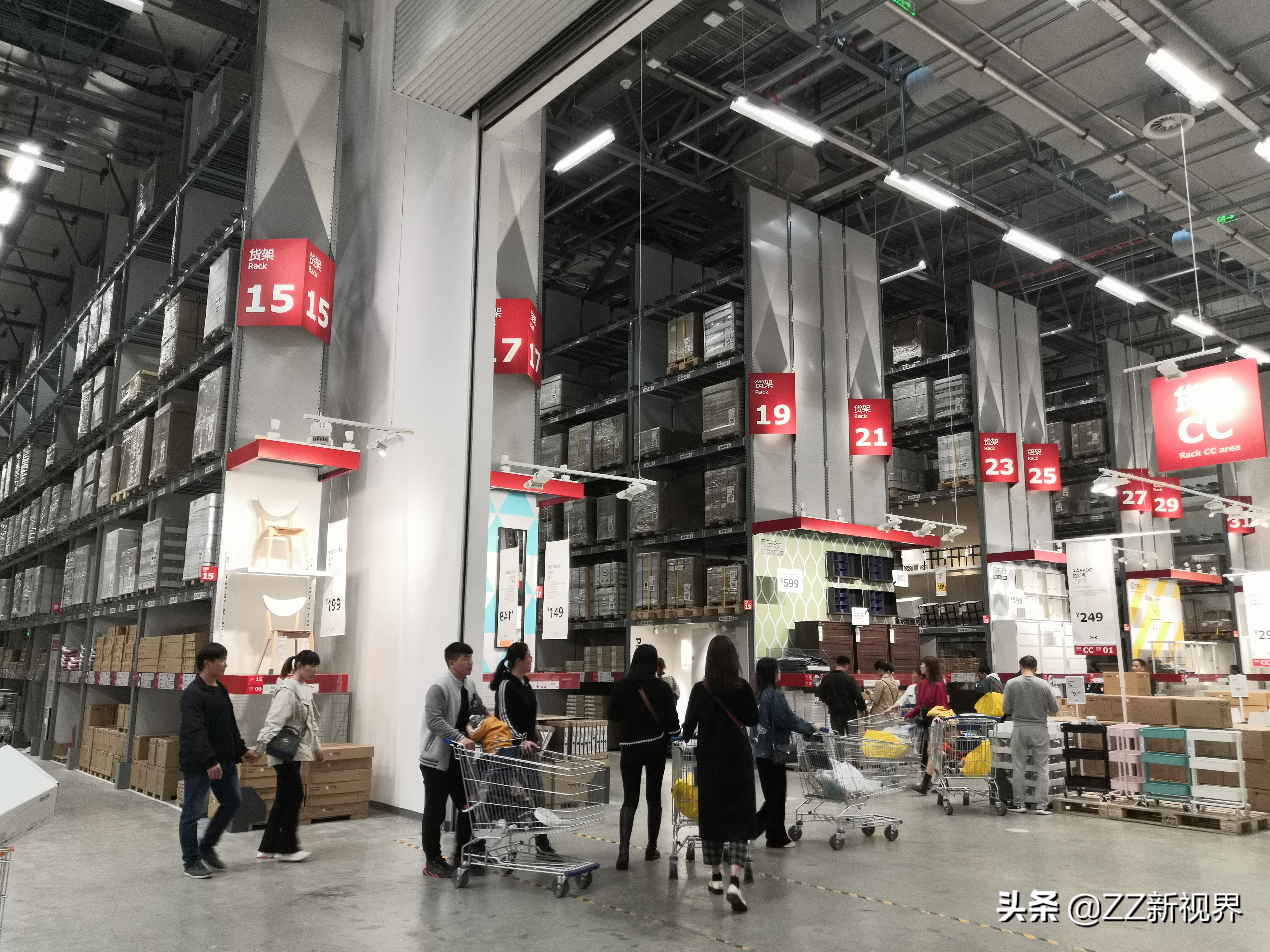 去宜家拍照适合穿什么衣服,来郑州逛宜家怎么拍照