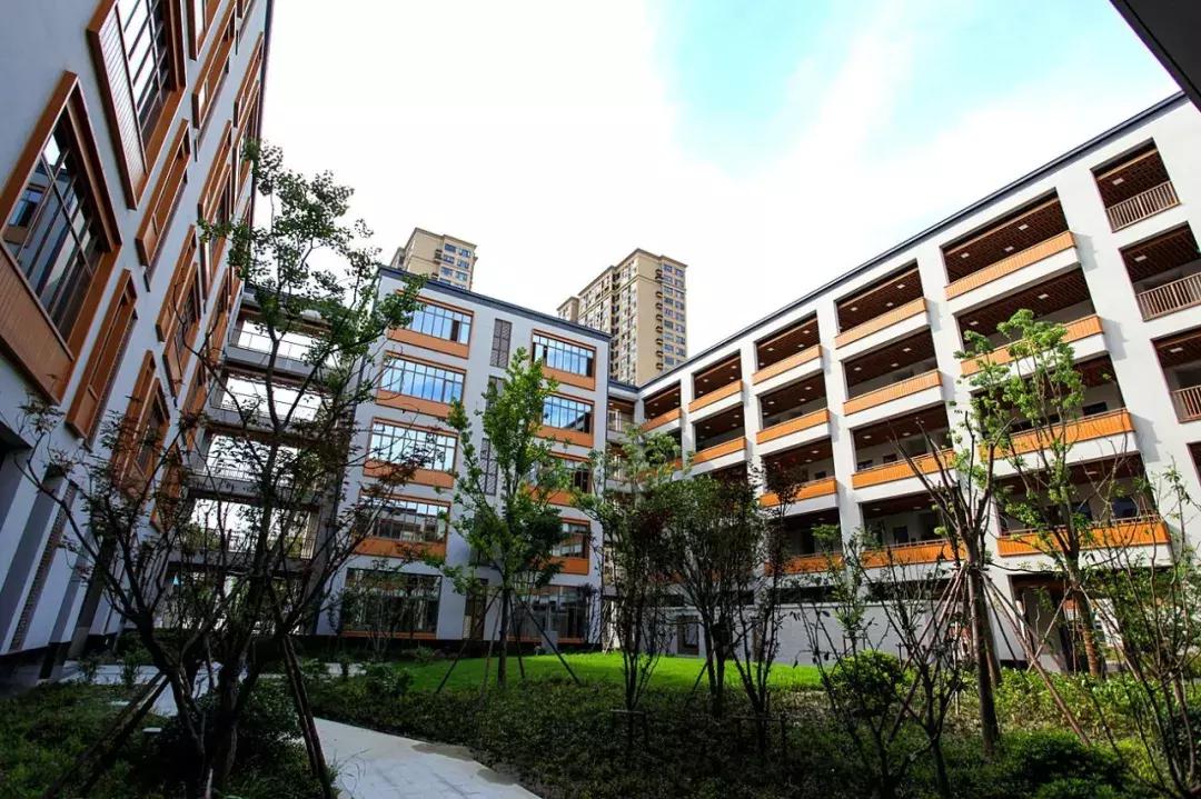 新建的城北中学,城北新建中学