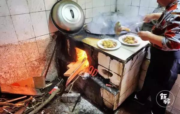 珠海美食破破烂烂的店,珠海最垃圾的店