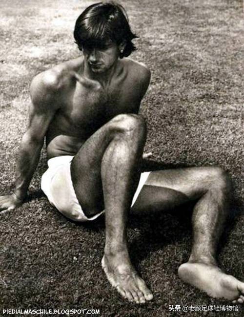 世界第一身价给世界杯金靴带绿帽，遭现世报，米兰千万美元打水漂