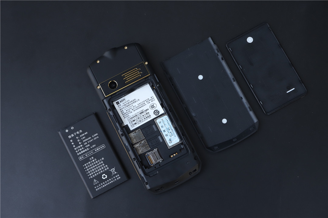 agmm9三防老人手机,agm三防手机暴力测评