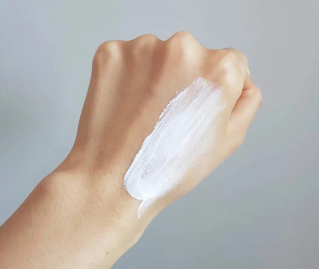 打假测评网红产品素颜霜,网红卖的素颜霜靠谱吗