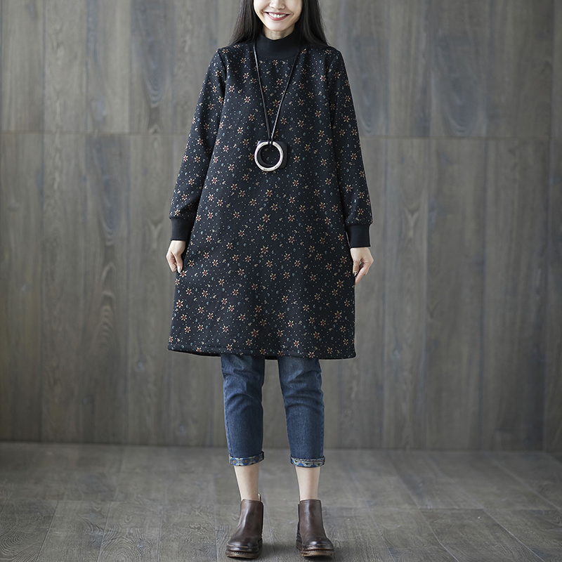 文艺复古连衣裙，让妈妈年轻漂亮有风韵