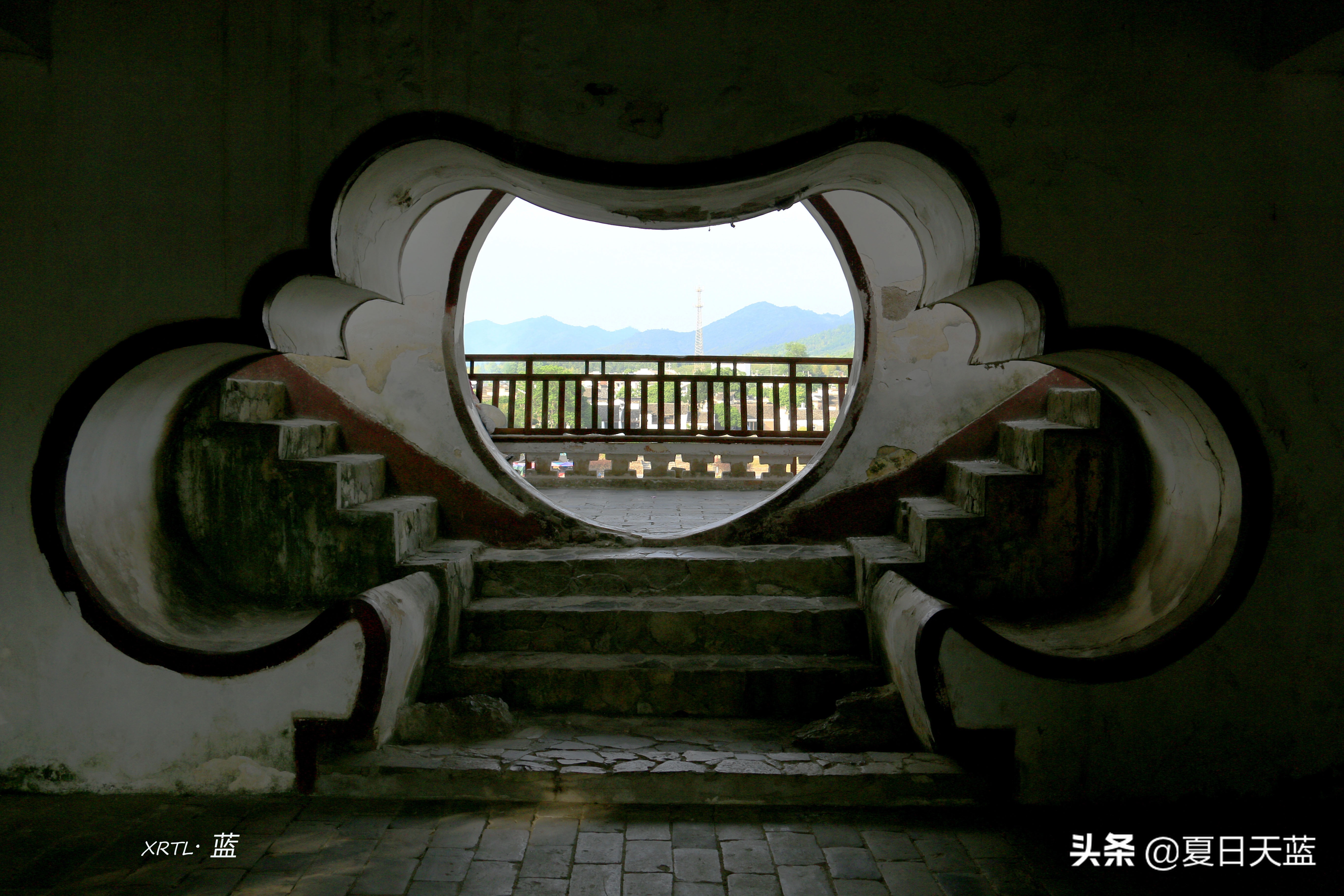 李白在桃花潭写的千古名句,桃花潭因李白而出名的诗句