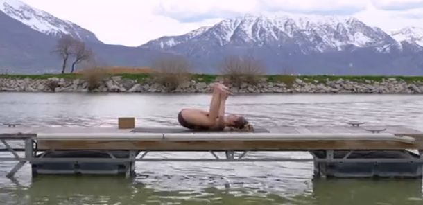 每天这样站5分钟腿细了，颜值还逆袭了，越自律的女人越美丽