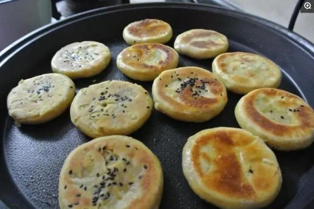 乌鲁木齐板栗酥饼,酥饼板栗馅绿豆馅