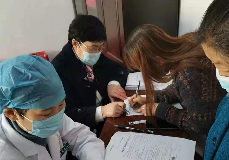 老景:我接种我骄傲我宣传