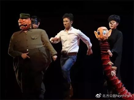 专访王翀：一个反抗者和他的戏剧