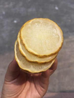 柠檬汁放冷冻可以保存多久,柠檬汁的做法