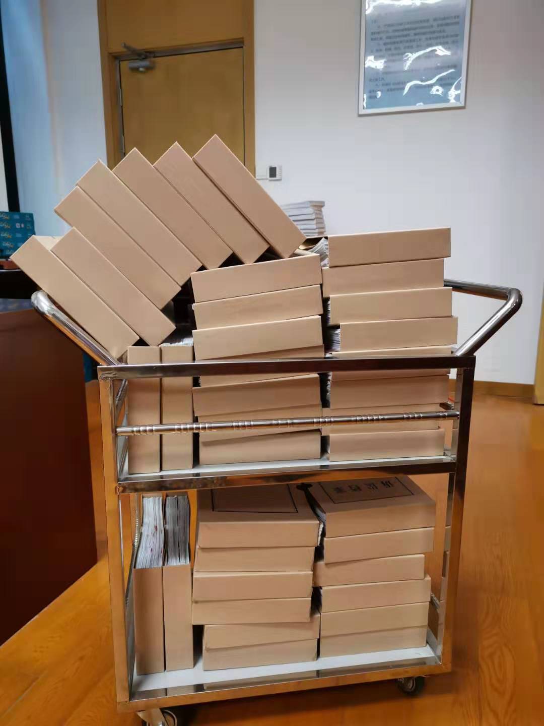 灏忔按琛ㄧ壍鍑鸿嚜鏉ユ按鍘傝厫璐ユ,灏忔按琛ㄧ壍鍑鸿嚜鏉ユ按鍘傝厫璐ユ瑙嗛