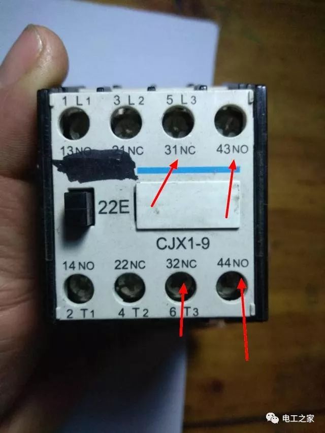 电工考试交流接触器的接线方法,220v电工接触器接线视频