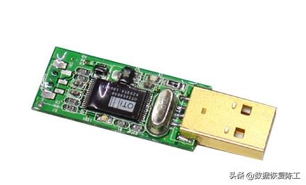 为什么我的u盘总是出问题,u盘突然出现很多文件怎么处理