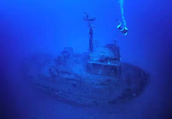 帕劳和斐济哪个好玩一点,帕劳vs斐济