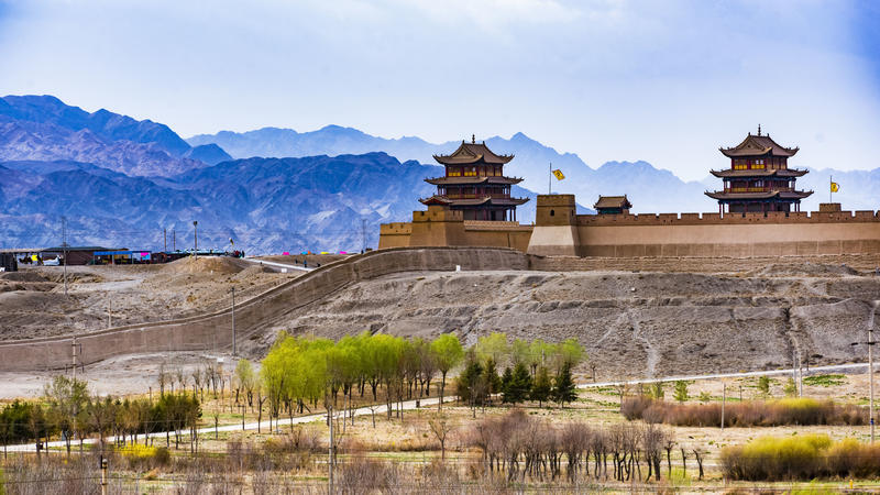 涓夊ぉ涓濈桓涔嬭矾鏃呮父鏀荤暐,涓夊ぉ绌胯秺鍖楃枂1000鍏噷