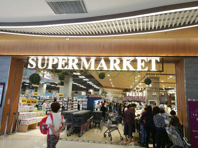 2021深圳新开购物中心,深圳购物中心主题街