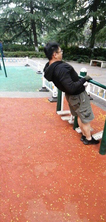 怎么练引体向上零基础学生,初中生一个月引体向上训练计划