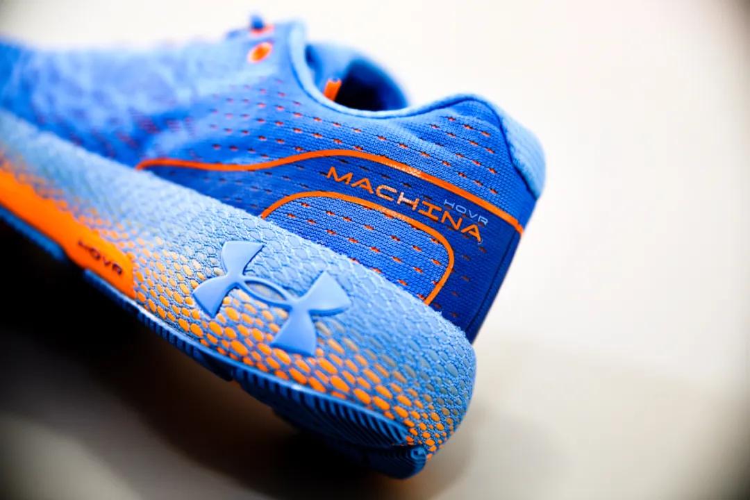 ua最新科技跑鞋,代替跑步的训练器材